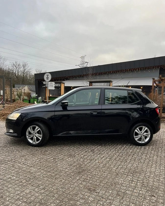 Skoda Fabia cena 26500 przebieg: 244000, rok produkcji 2019 z Poznań małe 46